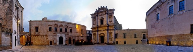 Mesagne piazza.Orsini 